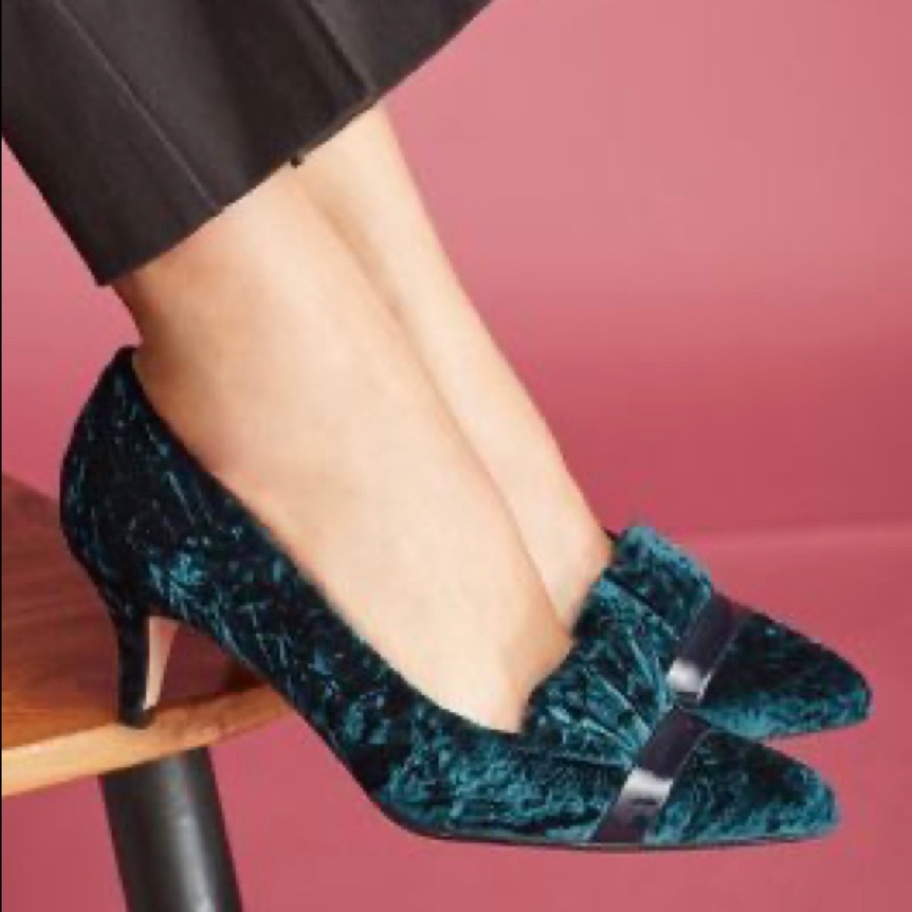New Anthropologie Ruffled Kitten Heels